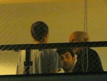 Did Ranbir Kapoor just visit Alia Bhatt and family at home for dinner? Did Ranbir Kapoor just visit Alia Bhatt and family at home for dinner?