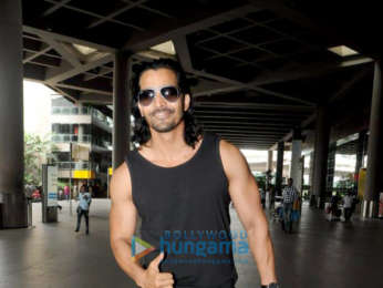 Huma Qureshi, Yami Gautam, Saqib Saleem and others snapped at the airport