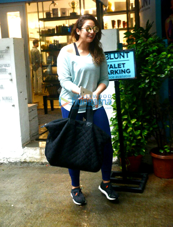 huma qureshi snapped at bblunt salon 2