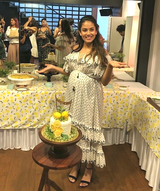 Inside pics - Mira Rajput looks fresh as a daisy at her baby shower, Shahid Kapoor, Ishaan Khatter and Janhvi Kapoor make the occasion special