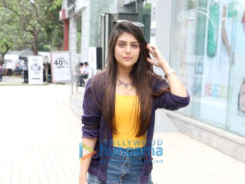 Ishita Chauhan snapped in Juhu