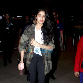 Janhvi Kapoor, Priyanka Chopra and others snapped at the airport