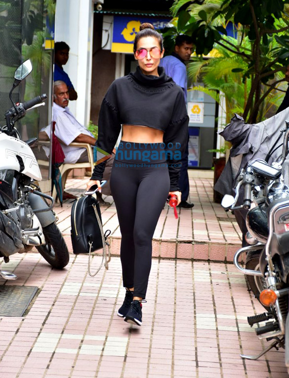 malaika arora spotted at gym in bandra 1 2