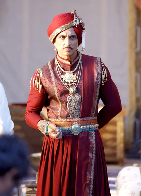 manikarnika the queen of jhansi 42