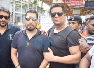 Mika Singh and Ranjha Vikram Singh snapped at Siddhivinayak temple