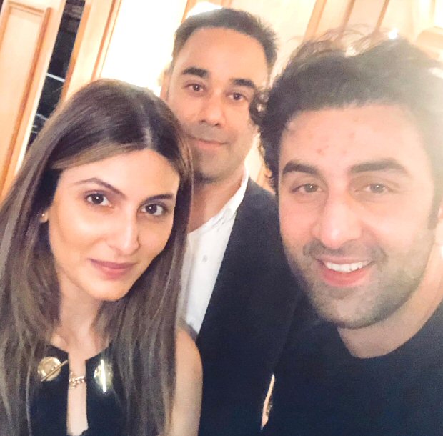Neetu Kapoor celebrates her birthday with Ranbir Kapoor, Rishi Kapoor and entire family; Alia Bhatt sends a sweet message