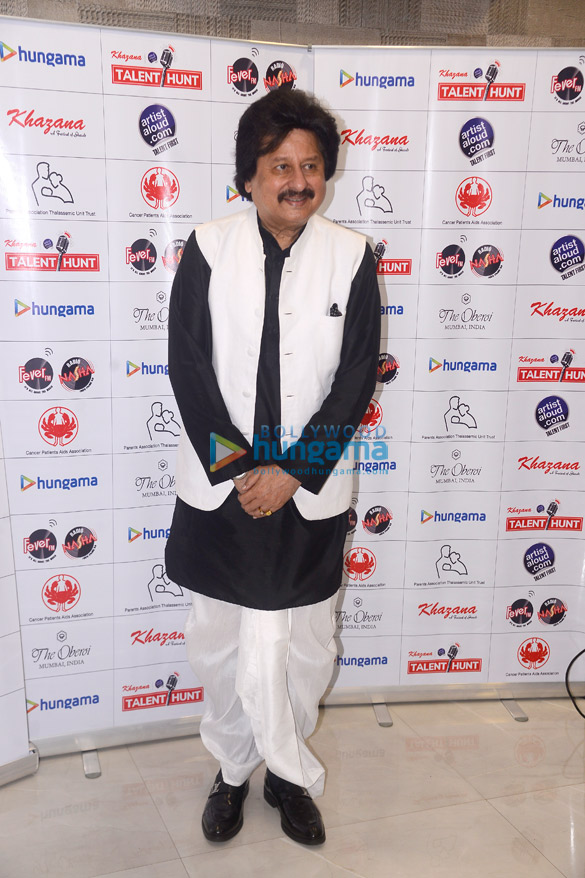 pankaj udhas and other celebs snapped at the artist aloud khazana event in mumbai 2