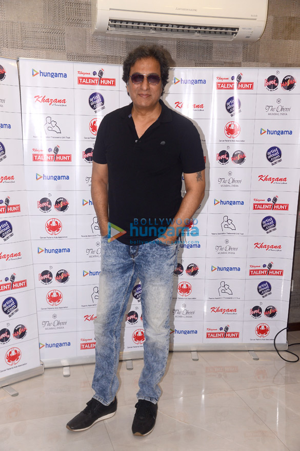 pankaj udhas and other celebs snapped at the artist aloud khazana event in mumbai 5