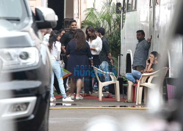 priyanka chopra snapped at mehboob studio 5