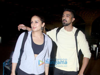 Shah Rukh Khan, Ranveer Singh, Arjun Kapoor and others snapped at the airport