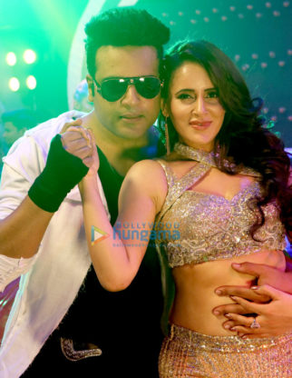 Movie Stills Of The Movie Sharma Ji Ki Lag Gai