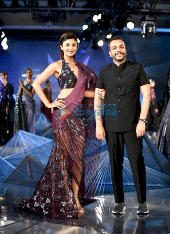Shilpa Shetty walks the ramp for Amit Agarwal at India Couture Week 2018 Shilpa Shetty walks the ramp for Amit Agarwal at India Couture Week 2018