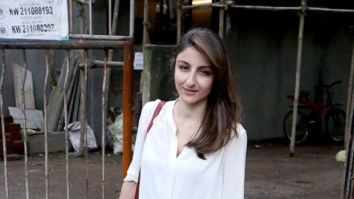 Soha Ali Khan at Kromakay salon in Juhu