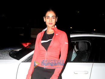 Sonal Chauhan snapped at the gym in Juhu