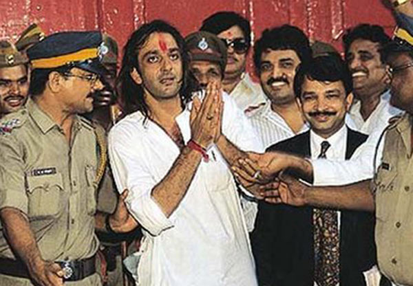 Throwback When Bollywood had composed a sympathetic song for Sanjay Dutt during his first jail stint