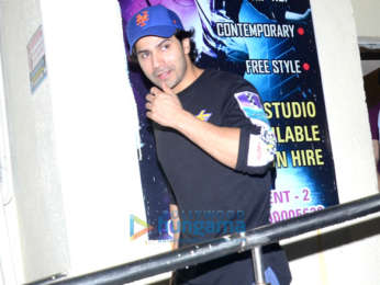 Varun Dhawan, Farhan Akhtar and others snapped at PVR, Juhu