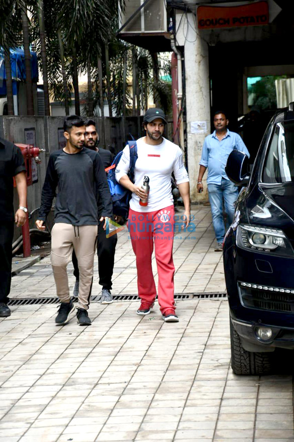 varun dhawan snapped at post rehearsals for abcd any body can dance 3 4