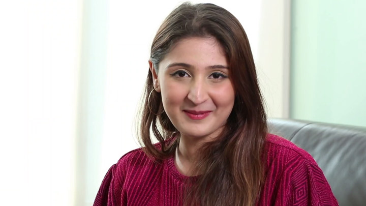 “Shreya Ghoshal is my favourite singer…”: Dhvani Bhanushali | RAPID FIRE | Jonita Gandhi | Dilbar “Shreya Ghoshal is my favourite singer…”: Dhvani Bhanushali | RAPID FIRE | Jonita Gandhi | Dilbar