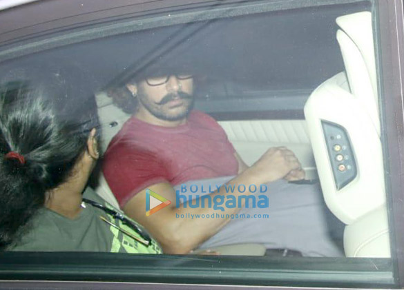aamir khan spotted at his mothers house 1
