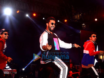 Abhishek Bachchan, Vicky Kaushal & Taapsee Pannu grace 'the Manmarziyaan' concert tour