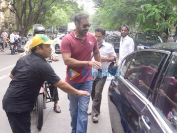 Ajay Devgn, Kajol and their daughter Nysa snapped in Bandra