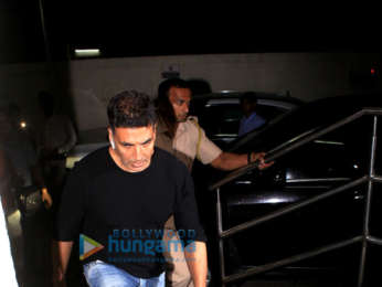 Akshay Kumar spotted at PVR, Juhu