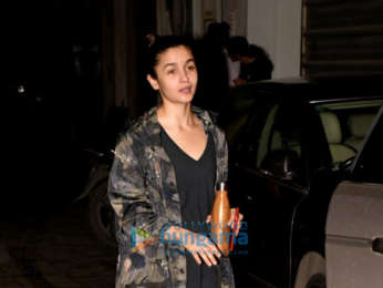 Alia Bhatt snapped after dance rehearsals in Andheri