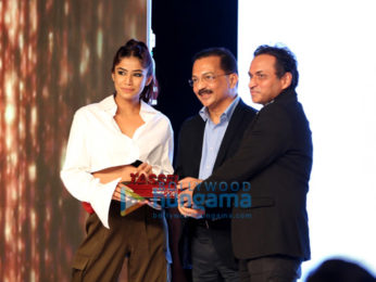 Amrita Rao graces Tassel Fashion show