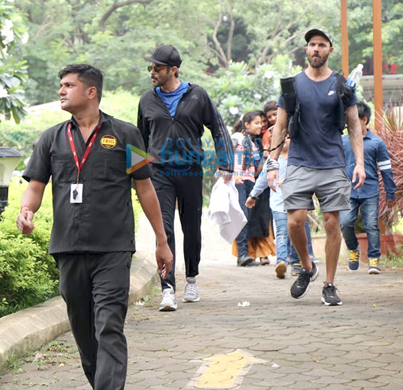 anil kapoor snapped at a park in juhu 5