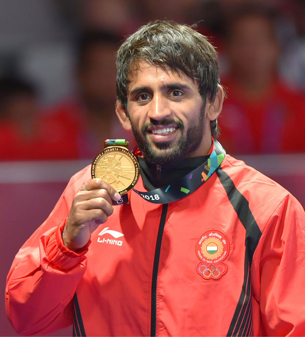 Asian Games 2018: Farhan Akhtar, Anil Kapoor and other Bollywood celebs congratulate Bajrang Punia on his gold medal win