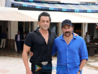 Cast and crew of Yamla Pagla Deewana Phir Se snapped during media interactions