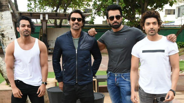 SPOTTED: Sonu Sood, Arjun Rampal & Others @Promotion of ‘Paltan’ SPOTTED: Sonu Sood, Arjun Rampal & Others @Promotion of ‘Paltan’