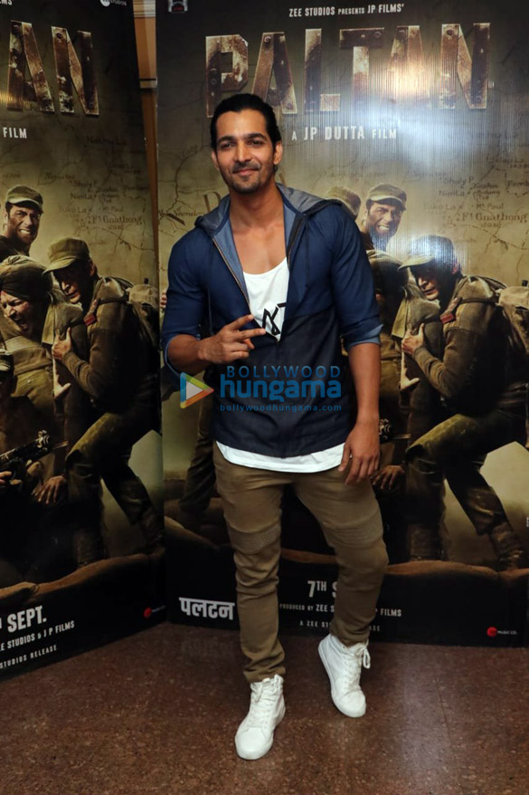 cast of paltan snapped at promotions 2