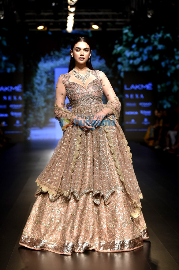 celebs grace lakme fashion week 2018 day 5 17