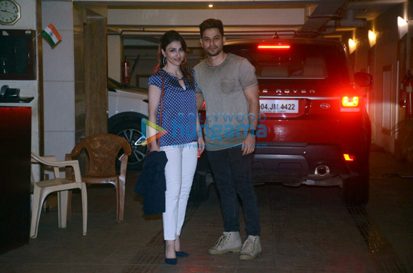 celebs grace saif ali khans birthday bash 2