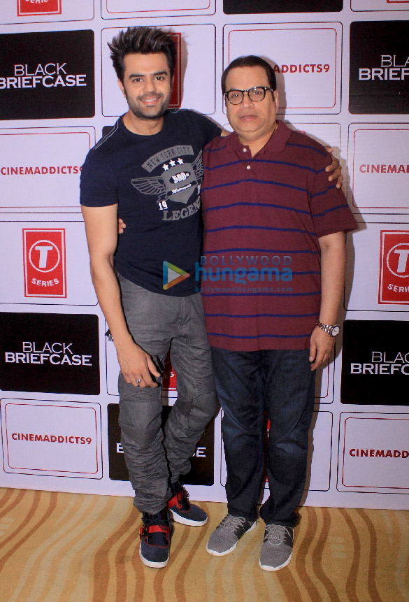 celebs grace the preview of maniesh pauls short film black briefcase 3