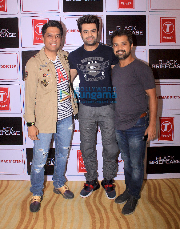 celebs grace the preview of maniesh pauls short film black briefcase 9
