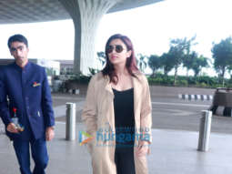 Daisy Shah and Parineeti Chopra snapped at the airport