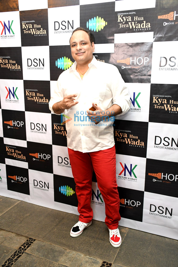 deepshikha nagpal graces the launch of her debut song kya hua tera wada 17