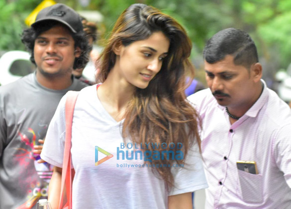 disha patani snapped after dance class in bandra 4
