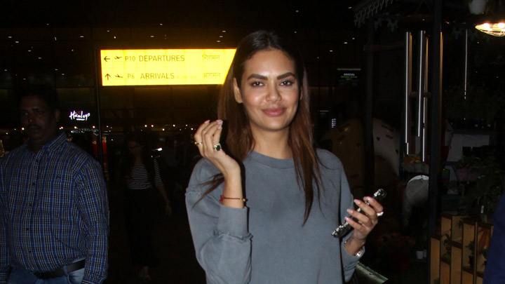Esha Gupta spotted at the airport