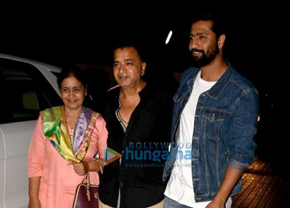 farhan akhtar and other celebs grace the special screening of gold 4