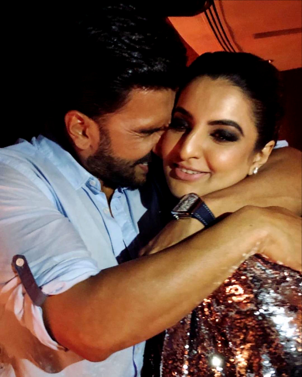 Ranveer Singh’s spirited performance with Deepika Padukone at his sister's birthday will drive your Monday blues away (watch Leaked videos)