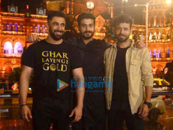 Gold cast Amit Sadh, Vineet Kumar Singh and Sunny Kaushal snapped at Chhatrapati Shivaji Maharaj Terminus for India Turns Gold event