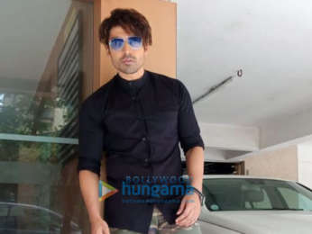 Gurmeet Choudhary snapped during Paltan promotions