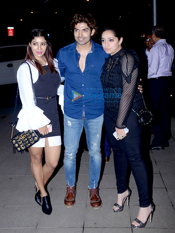 gurmeet choudhary snapped with wife at bkc 4