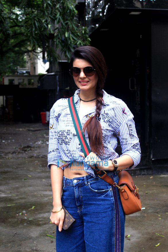 ihana dhillon snapped in mumbai 5