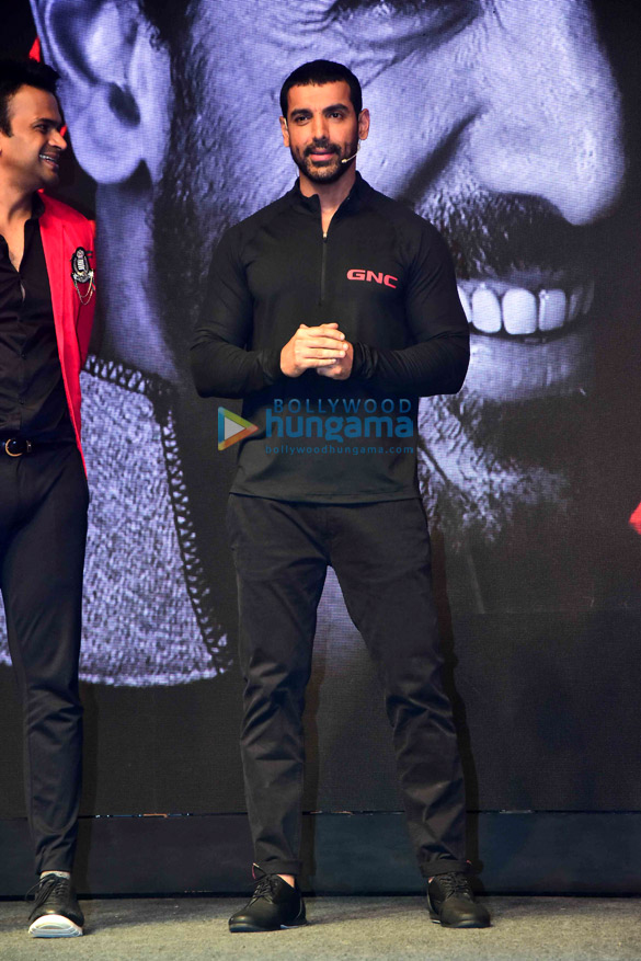 john abraham announced as brand ambassador of wellness brand gnc 4