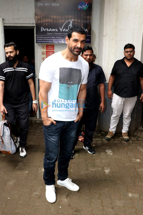 john abraham promotes his film satyameva jayate on the sets of dance deewane 5