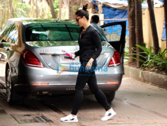Kareena Kapoor Khan and Rhea Chakraborty snapped at the gym